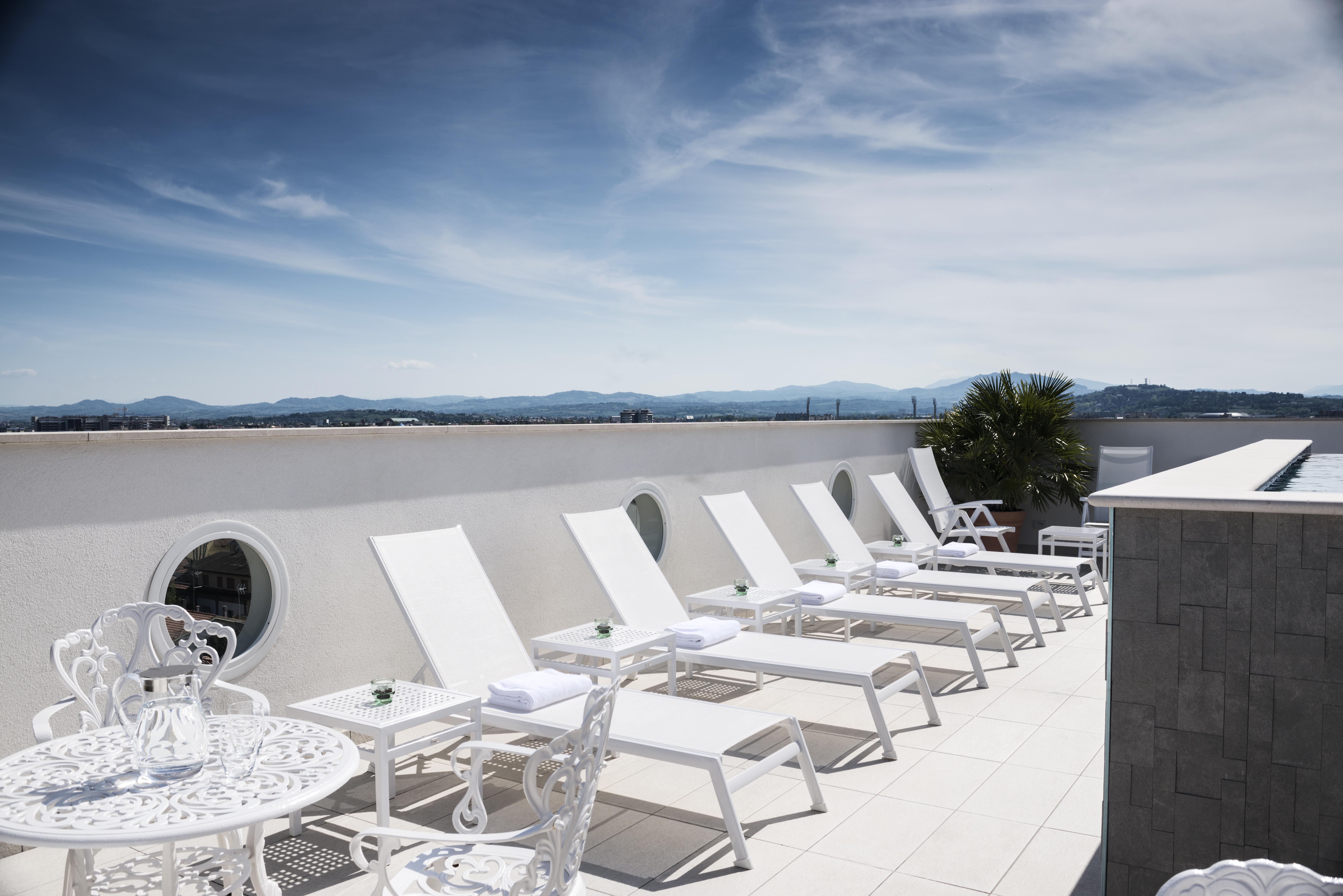 Erbavoglio Hotel Rimini Bagian luar foto